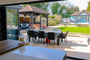 Photo 19- click for photo gallery